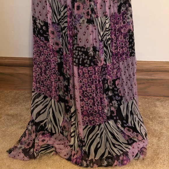 Atelier Alyce Satin Rouge Collection Silk Dress - Picture 6 of 11